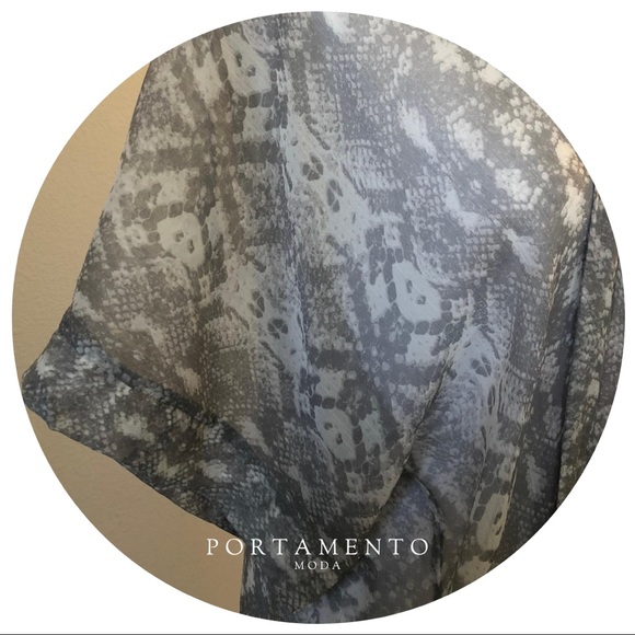 Lightweight See-through Kimono - Picture 2 of 3